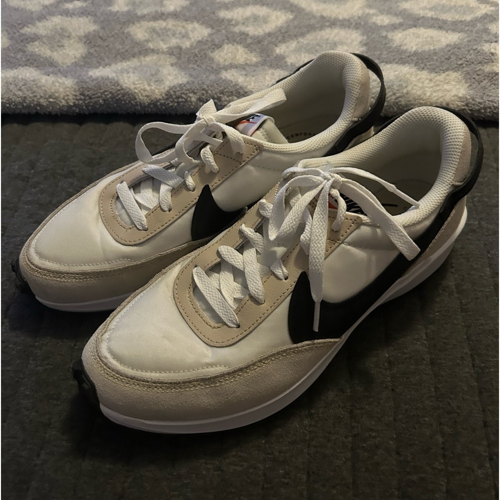 Nike waffle debut